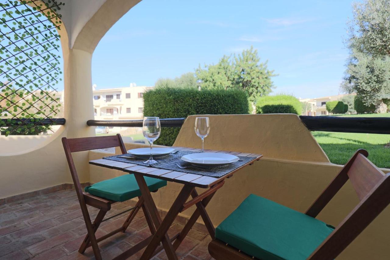 Lovelystay - Cozy 1Br Flat In Alvor With Ac And Balcony Kültér fotó